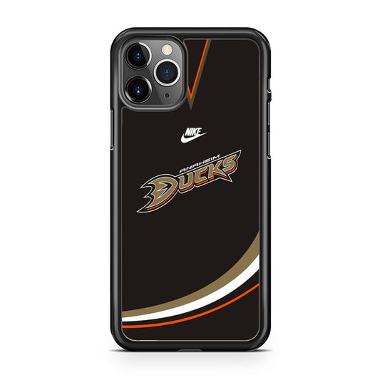 Nike Ducks Jersey Wallpaper iPhone 11 Pro Case