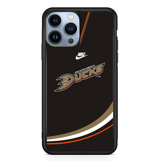 Nike Ducks Jersey Wallpaper iPhone 13 Pro Case